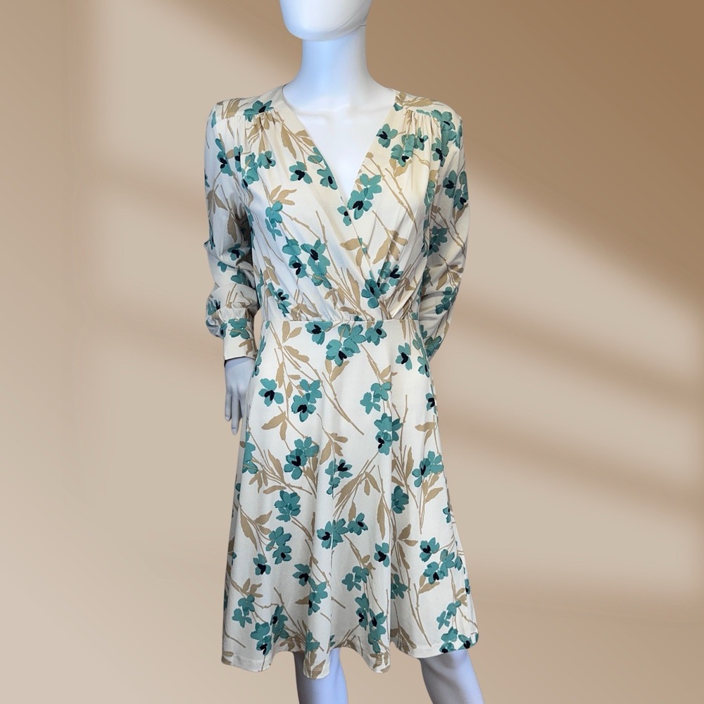 H&M Womens Cream Beige Green Floral Accents Front Wrap Beautiful Flowy Sz S NWOT